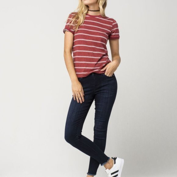 Celebrity Pink Fray Ankle Mid-Rise Soft Stretchy Skinny Jeans - Picture 3 of 13